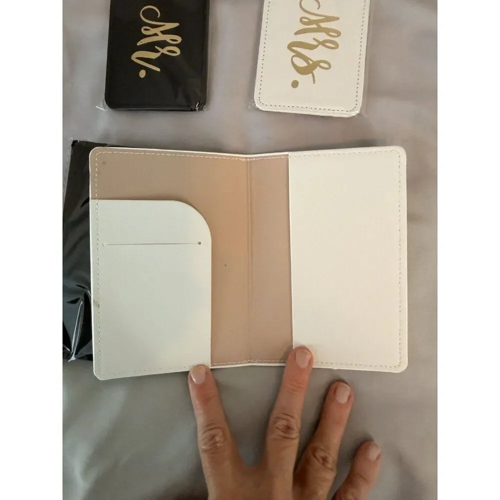 Cosweet Mr & Mrs Passport Holder & Luggage Tag Gift Set – Wedding Honeymoon New